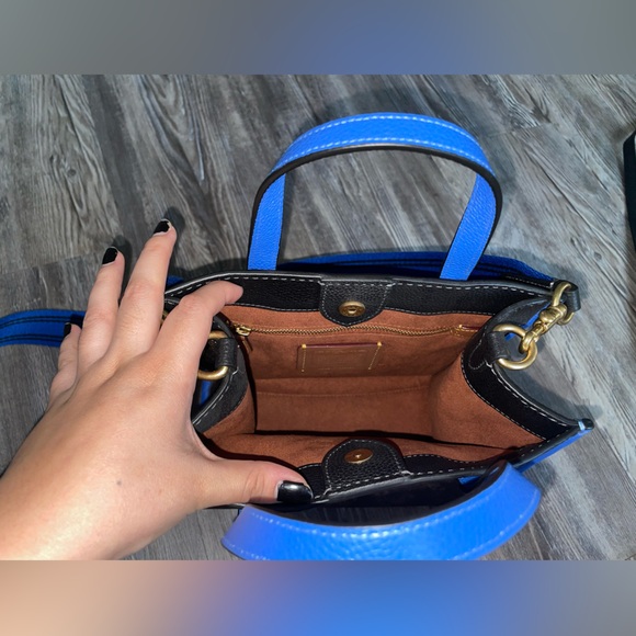 Blue Coach Tote - Picture 4 of 4